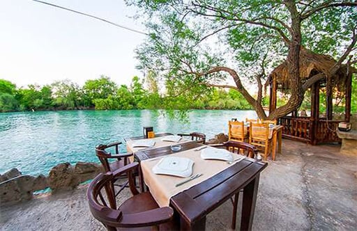 Breakfast in Side